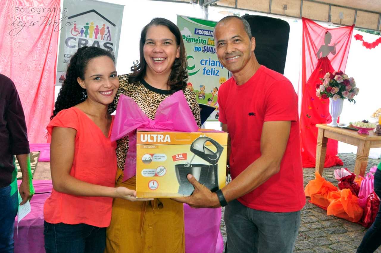 Camacã: Secretaria de Assistência Social realiza festa do Dia das Mães
A Secretaria de Assistência Social realizou talvez na história do município a